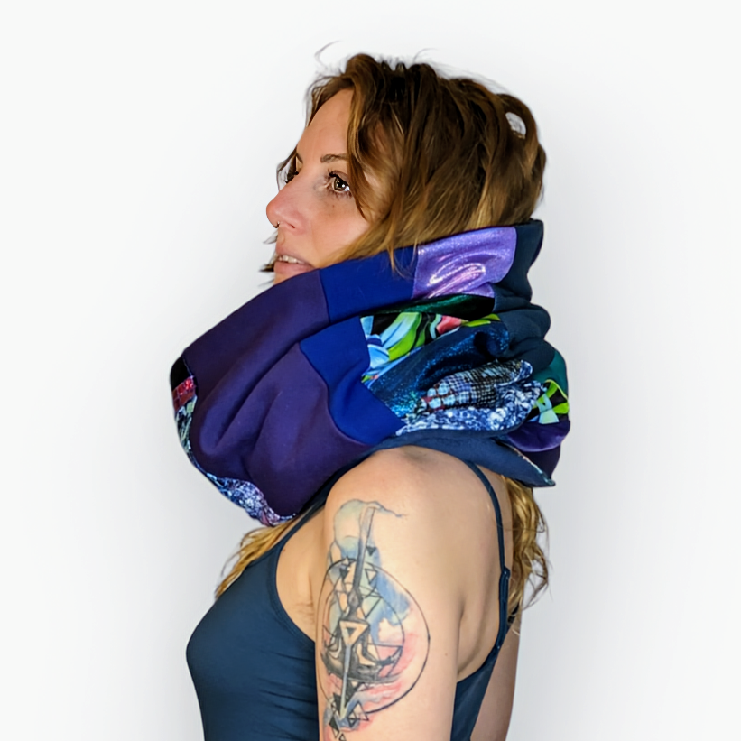 Stylish large circle Scarf with Fleece Lining for Ultimate Warmth and Comfort | Patchwork Design in Turquoise, Blue, Purple, Green and Various Prints with Shiny Foils | Sustainable Fashion Choice