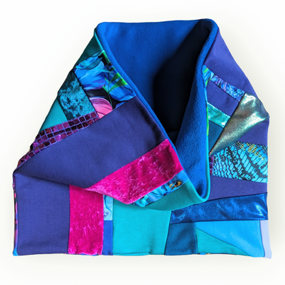 Stylish Tube Scarf with Fleece Lining for Ultimate Warmth and Comfort | Patchwork Design in Pink, Turquoise, Blue, Purple, and Various Prints with Shiny Foils | Sustainable Fashion Choice"